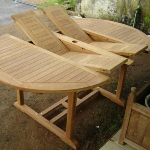 Round to oval Table